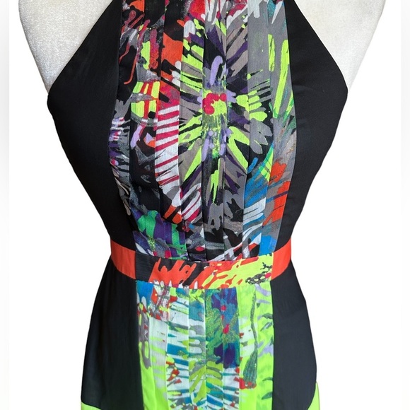 Gorgeous BCBGMaxazaria Black & Neon Green Pleated Dress - NWOT - Picture 3 of 7